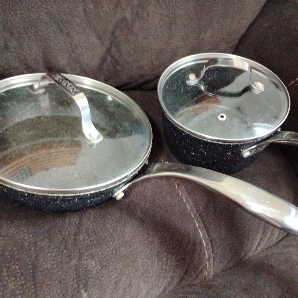 The ROCK Spackle cooking pan and skillet with lids
